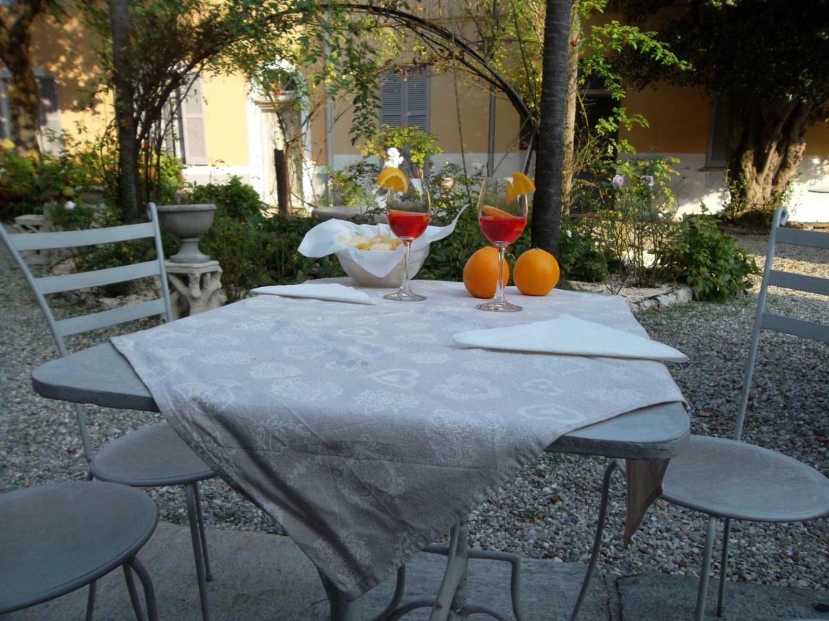 Vesna Loft In Luino Apartment ภายนอก รูปภาพ