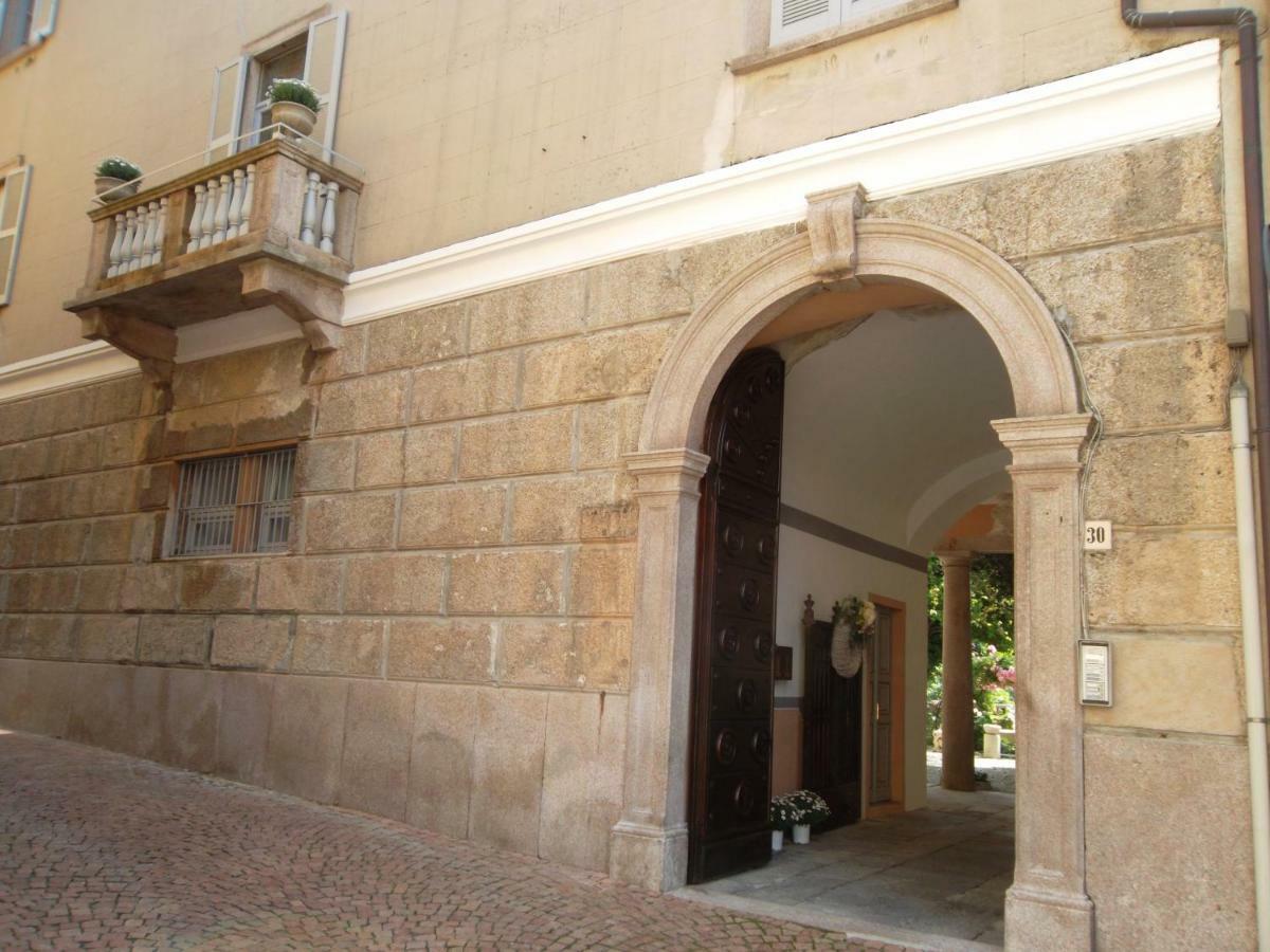 Vesna Loft In Luino Apartment ภายนอก รูปภาพ